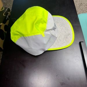 100% Authentic Draw Strap KITH hat.